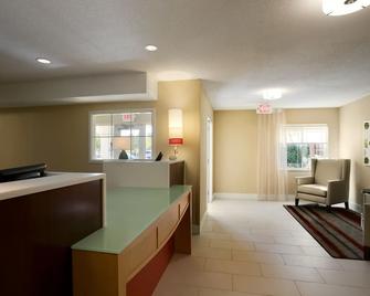 MainStay Suites Orlando Altamonte Springs - Altamonte Springs - Front desk