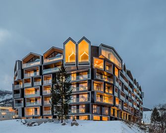 Muwa Niseko - Kutchan - Building