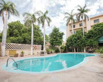 Hotel San Alberto - Hermosillo - Uima-allas
