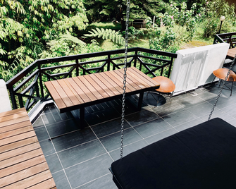 Colonie 1112 Fraser's Hill : 3BR - Frasers Hill - Balcón