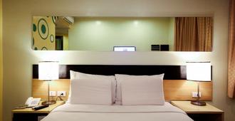Go Hotels Iloilo - Thành phố Iloilo - Phòng ngủ