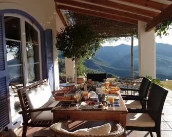 Here you are very private - Canillas de Albaida - Restaurante