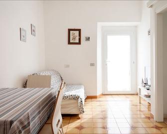 Nel cuore di Rio Marina - Rio Marina - Camera da letto