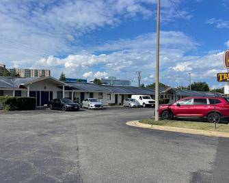 Travelers Motel - Alexandria - Building