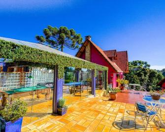 بوزادا أنا تيرا - Monte Verde - شرفة مرصوفة