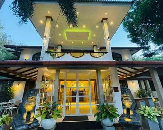 Sadula Holiday Resort - Anuradhapura - Building