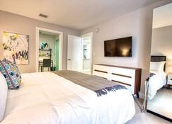 Designer River View Apartments - Fort Lauderdale - Bedroom