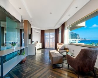 Riviera Hotel & Spa - Alanya - Wohnzimmer