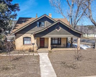 The Sister Suite in Historic Downtown Flagstaff #4 - Flagstaff - Edificio