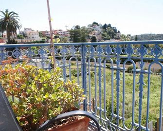Hôtel La Villa Patricia - Charme et Tradition - Villefranche-sur-Mer - Balkon