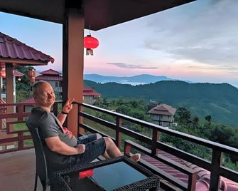 Phumektawan Resort - Chiang Rai - Balcón