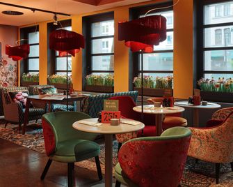 25hours Hotel Frankfurt The Goldman - פרנקפורט אם מיין - בר