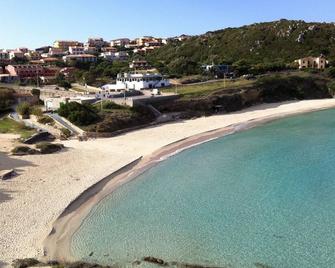 Rena Bianca Suite - Santa Teresa Gallura - Plajă