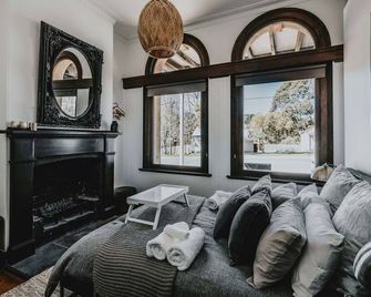 Daylesford Coach's House - Daylesford - Salon