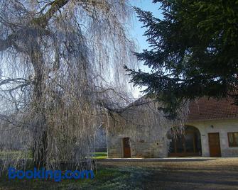 Che'Val d'Amour - Port Lesney - Gebäude