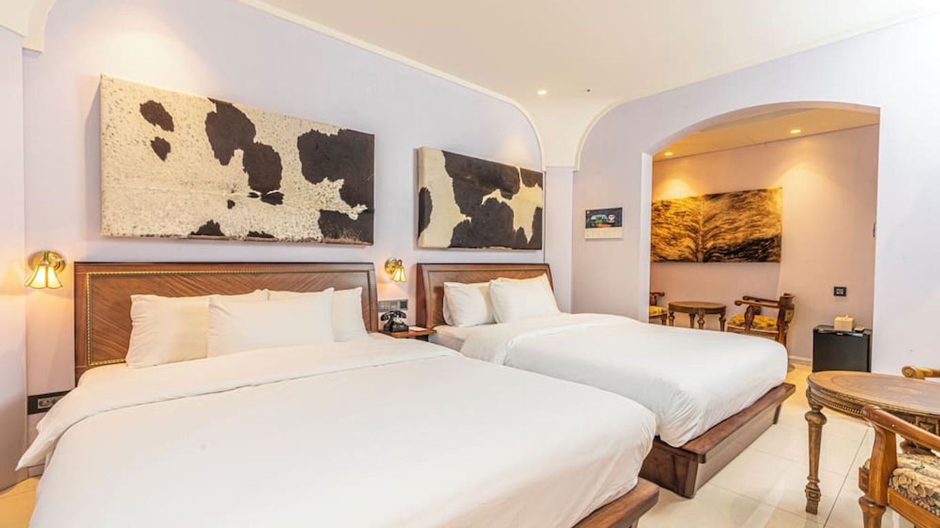 لو مونج هوتل