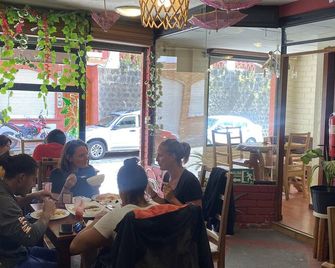 Hostal alegría - Banos - Restaurant