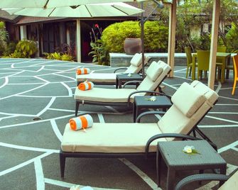 Segara Villas - Subic Bay Freeport Zone - Patio