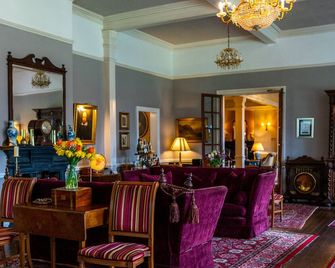 The Lake Country House Hotel & Spa - Llangammarch Wells - Lounge
