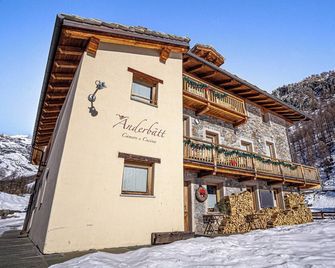 Anderbätt Camere e Cucina - Champoluc - Edificio