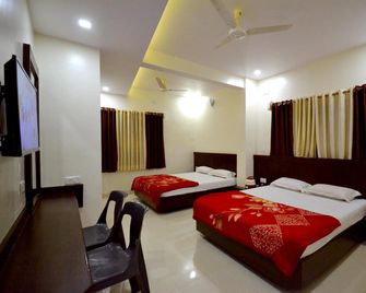 Hotel Bandhan - Shirdi - Habitación