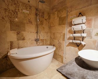 Helike Cave Suites - Uchisar
