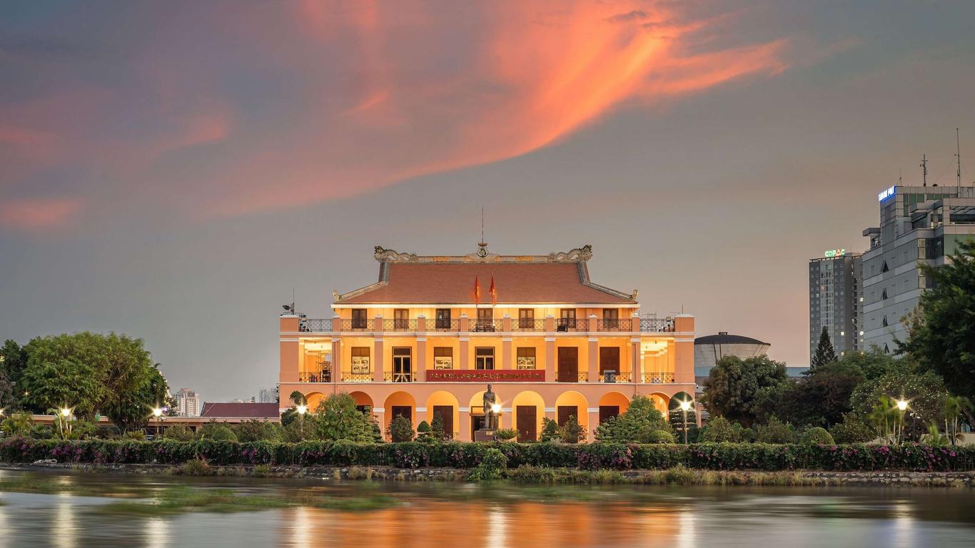 نوفوتيل سايجون سينتر