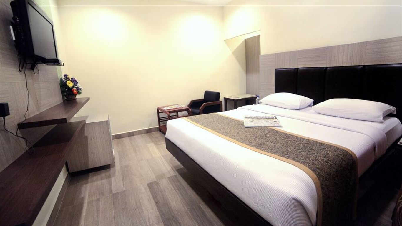 Taj Mahal Hotel Abids