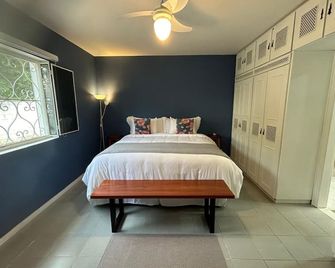 Suíte espaçosa em bairro bem localizado - Mairiporã - Bedroom