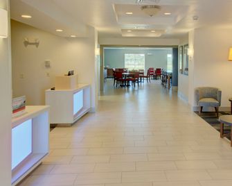 Holiday Inn Express & Suites Le Mars By IHG - Le Mars - Lobby