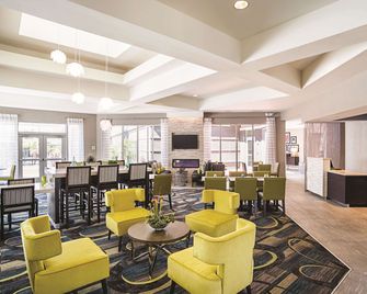 La Quinta Inn & Suites by Wyndham Phoenix Chandler - Phoenix - Lounge