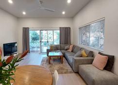 3br house, 500m to beach & parking - Bondi Beach - Wohnzimmer