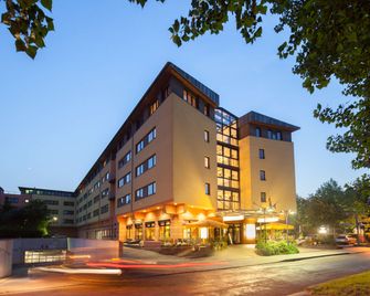 Suite Hotel Leipzig - לייפציג - בניין