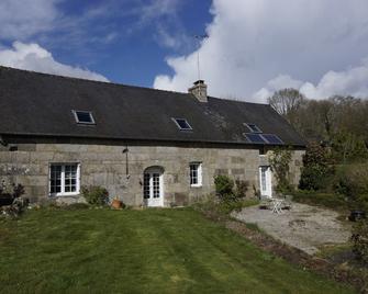 B&B Presbytery 1667 - Mellionnec - Edificio