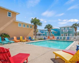 Oceans 10 by Silver Sands Vacation Rentals - Port Aransas