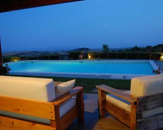 Agriturismo Prati Degli Orti - Montiano - Piscina