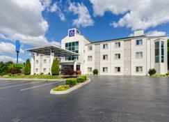 Motel 6 Bristol - Bristol - Bâtiment