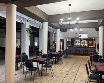 Grand Hotel by MH - Termas de Rio Hondo - Restaurant