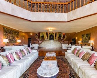 Costa Rica's Premier Private Vacation Villa. Wonderful Friendly\nstaff & Chef\n\n\n - Esparza