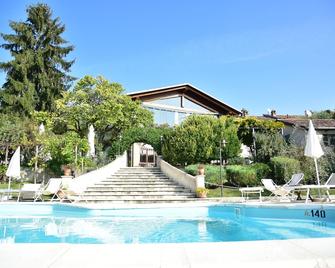 Ca' San Sebastiano Wine Resort & Spa - Mombello Monferrato - Piscina