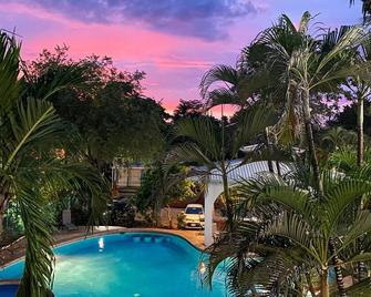Hotel Mar Rey - Tamarindo - Πισίνα