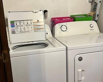 Cozy Condo in Denver Tech Center - Denver - Vaskeri