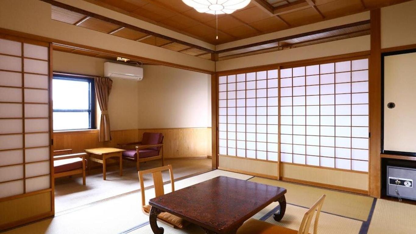 Shinshu Nozawa Onsen Tokiwaya Ryokan