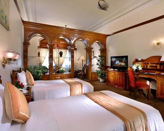 Hotel Continental Saigon - Ho Chi Minh Stadt - Schlafzimmer
