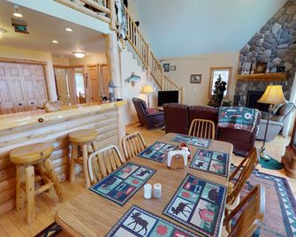 Harkness Waterfront Cabin On Burt Lake - Shore Station And Mooring! - Alanson - Kitchen