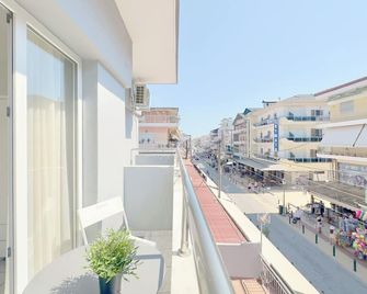 Seagull apartments by halu! Building B - Paralia - Balcon