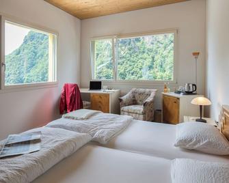 Hotel Pizzo Vogorno - Vogorno - Habitación