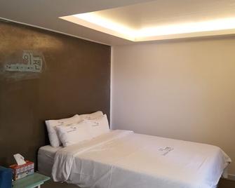 Ezen Motel - Chungju-Si - Habitación
