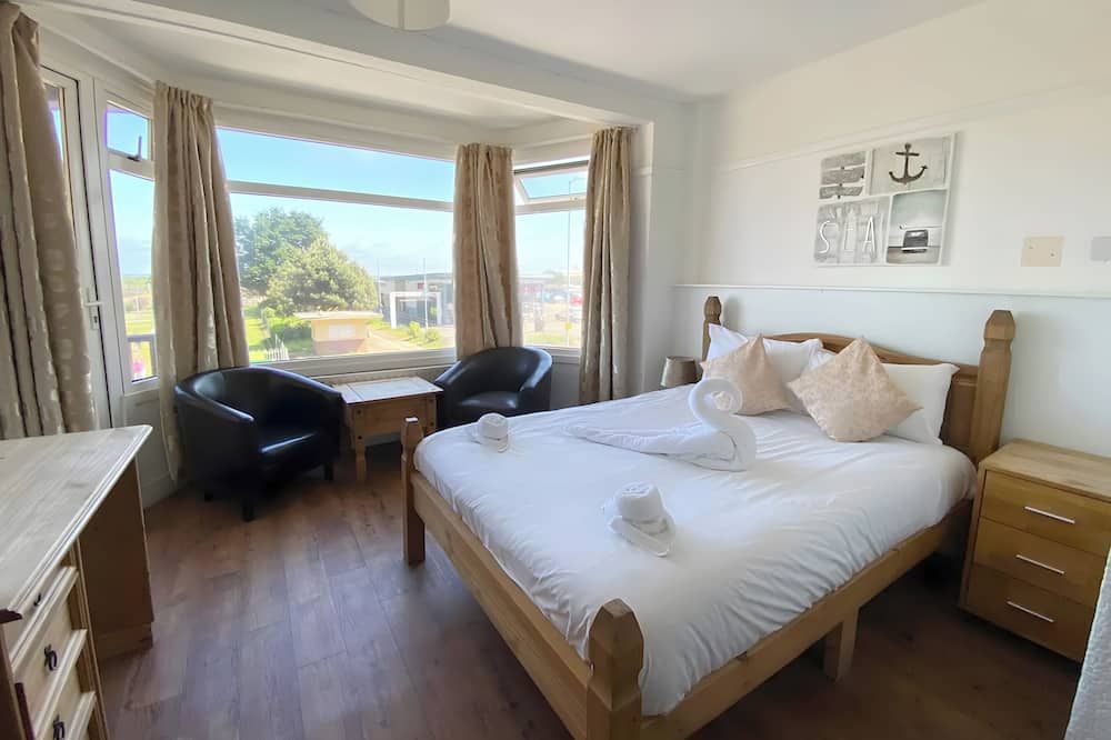 The Grand Hotel - סקגנס