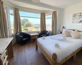 The Grand Hotel - סקגנס